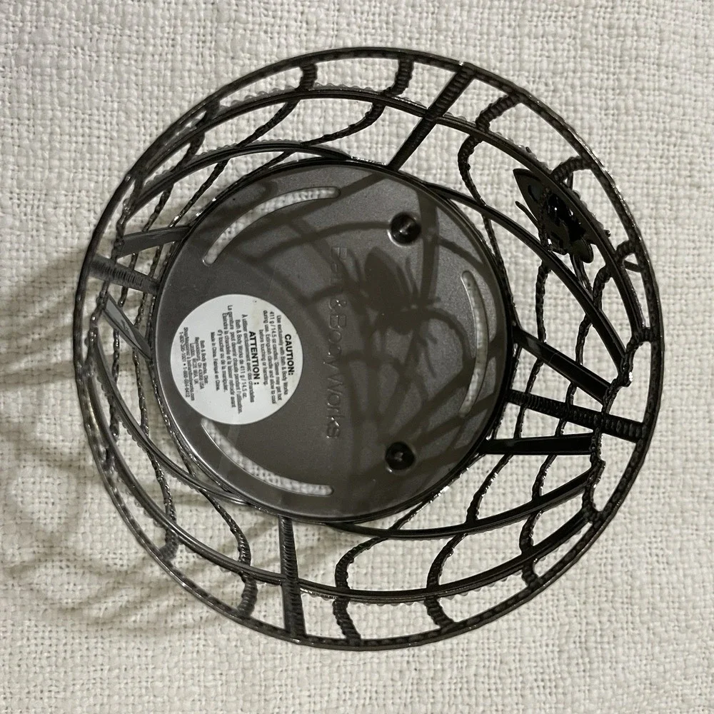 Bath & Body Works 2021 Halloween Diamond Spider Web‎ 3 Wick Candle Holder Scary
